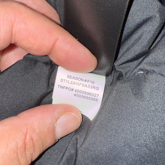 The North Face Men’s Gotham Jacket III – Black XXXL - Picture 2 of 7